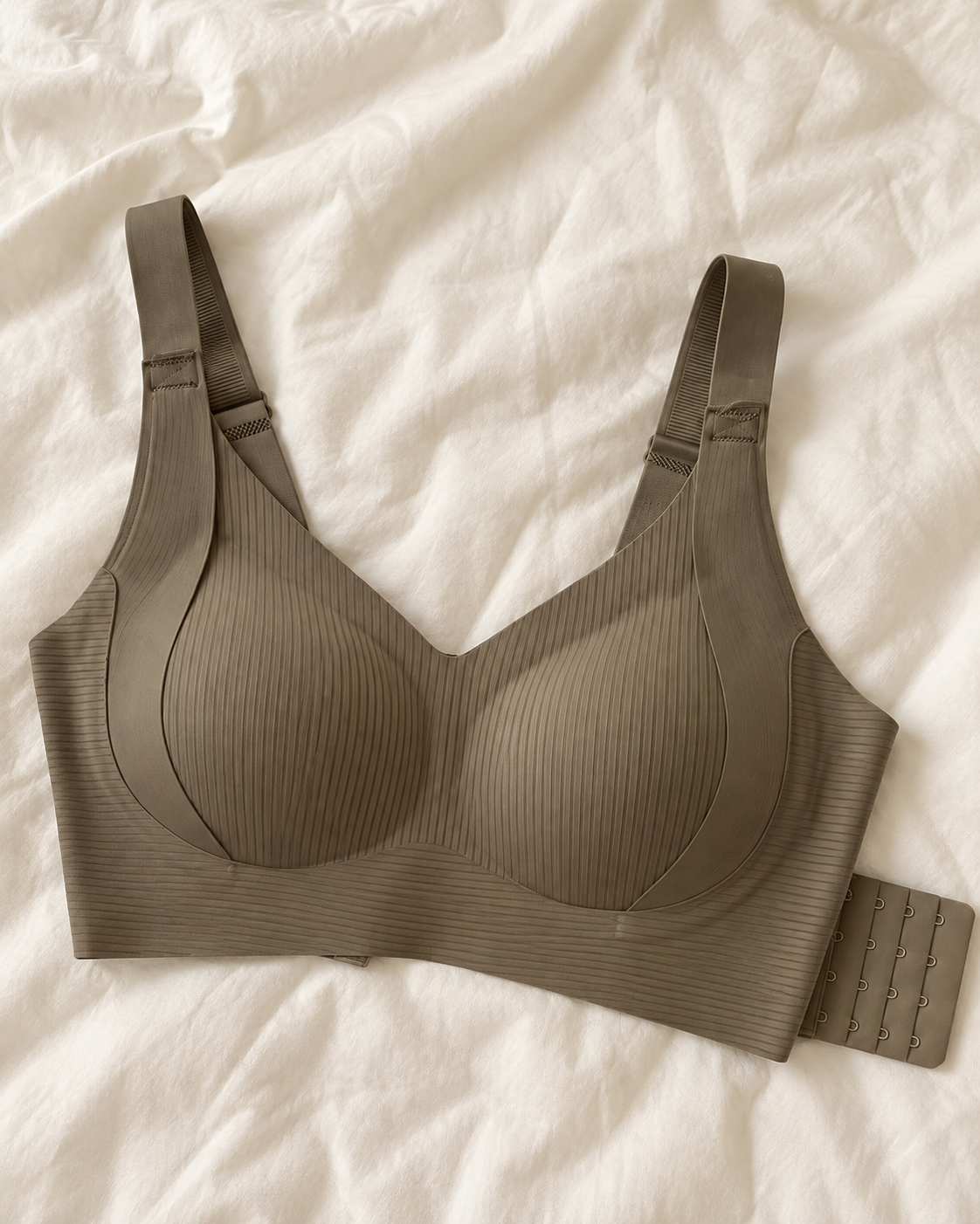 Women’s Ribbed Wire-Free Everyday Bra with Wide Straps